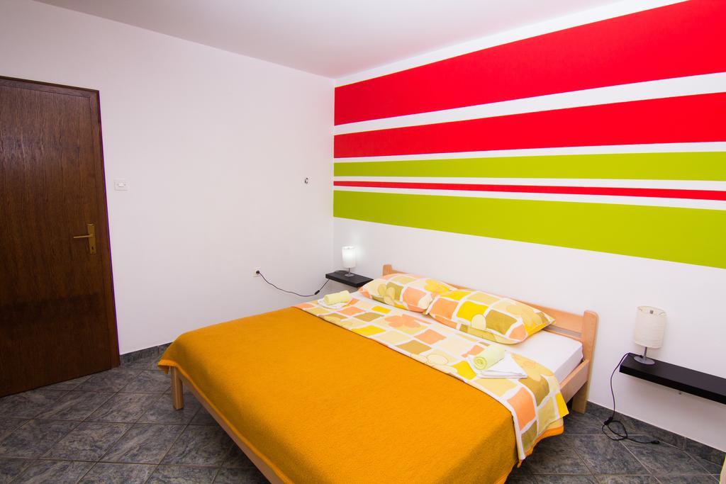 Apartmani Zuzic Krk Town Værelse billede