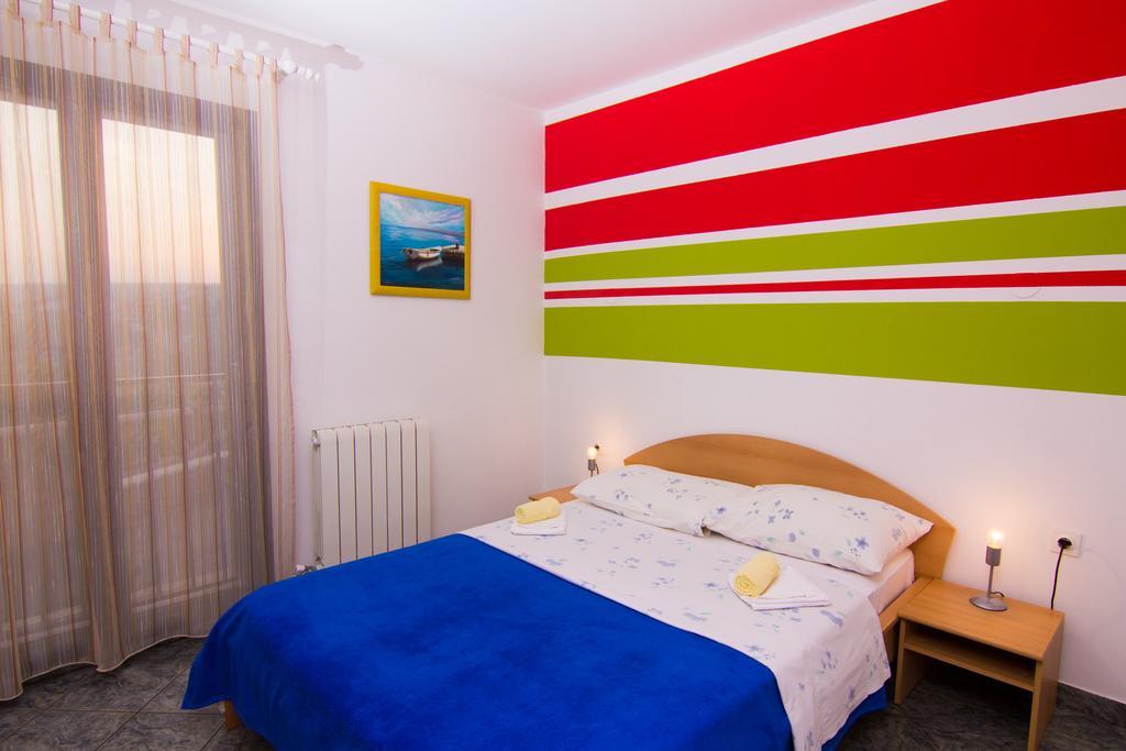 Apartmani Zuzic Krk Town Værelse billede
